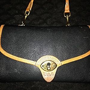 Vintage Dooney & Bourke Crossbody